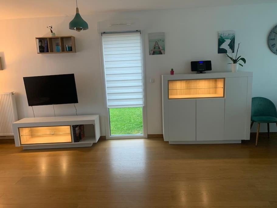Maison Individuelle, Campagne, 3 Chambres, Baignoire Balneo 2 Places Genech Экстерьер фото